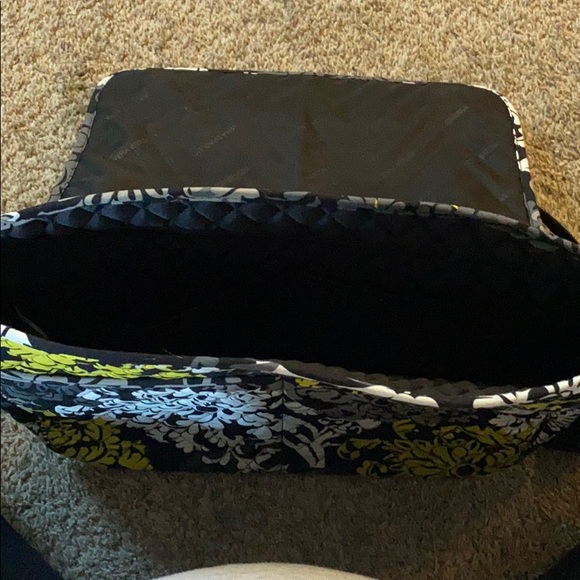 Vera Bradley flap over crossbody bag - Picture 5 of 5